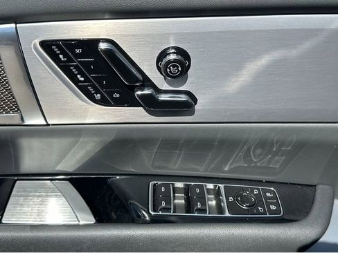 New 2026 Cadillac Vistiq Sport w/ LPO, Floor Liner Package image 33