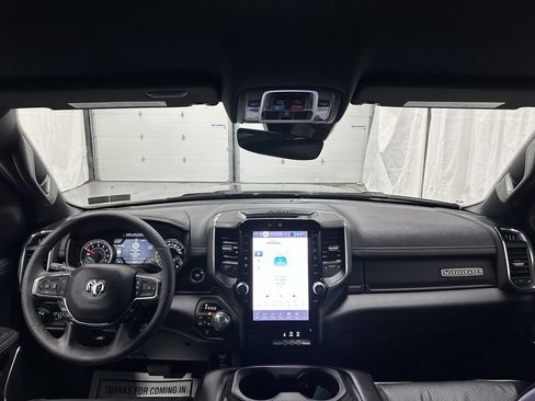 Used 2025 RAM 1500 Laramie AWD/4WD image 35