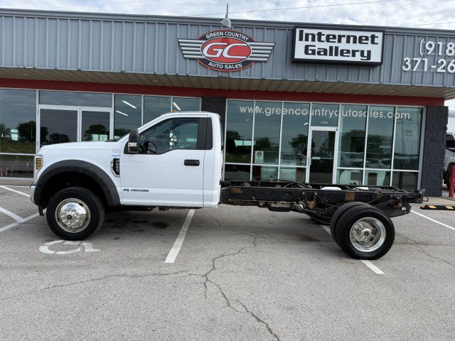 Used 2019 Ford F550 4x4 Regular Cab Super Duty image 5