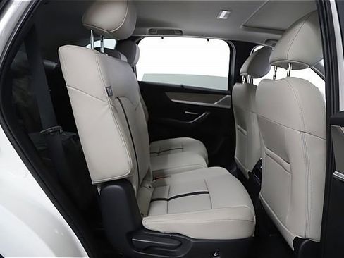 Used 2025 MAZDA CX-90 3.3 Turbo w/ Preferred Package image 30