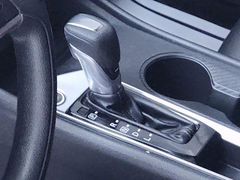 Used 2019 Nissan Altima 2.5 S FWD image 19