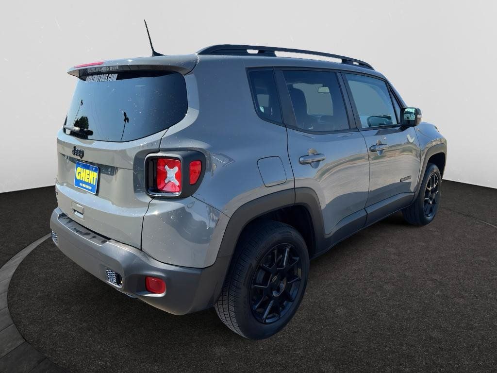 Used 2020 Jeep Renegade Altitude AWD/4WD image 3