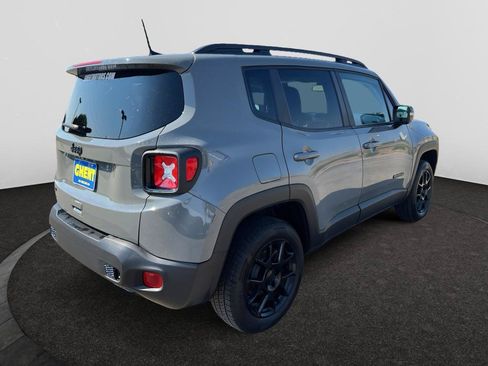 Used 2020 Jeep Renegade Altitude AWD/4WD image 3