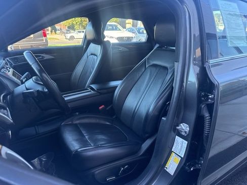 Used 2018 Lincoln MKZ Reserve w/ Climate Package image 9