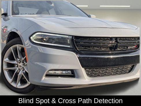Used 2022 Dodge Charger SXT w/ Plus Group AWD/4WD image 9