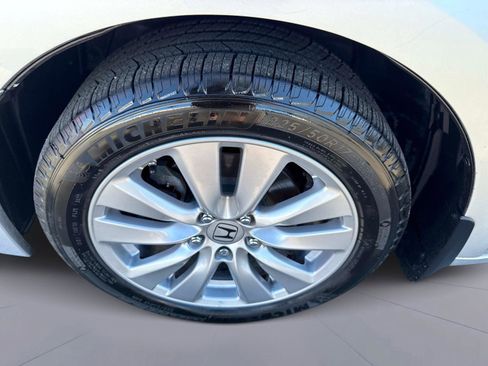 Used 2012 Honda Accord EX-L image 11