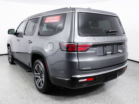 Used 2023 Jeep Wagoneer 4WD w/ Premium Group I image 7