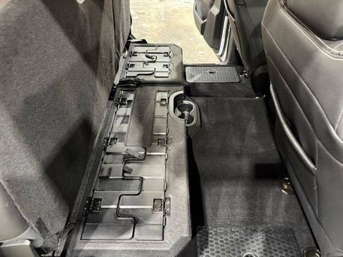 Used 2018 RAM 1500 Rebel w/ Luxury Group image 22