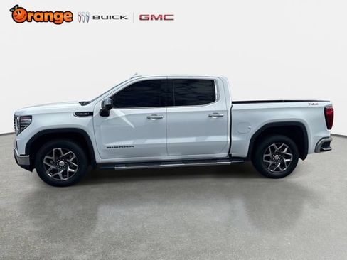 Used 2023 GMC Sierra 1500 SLT w/ SLT Premium Package AWD/4WD image 6