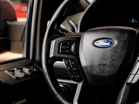 Used 2020 Ford F150 XLT w/ Equipment Group 302A Luxury AWD/4WD image 19