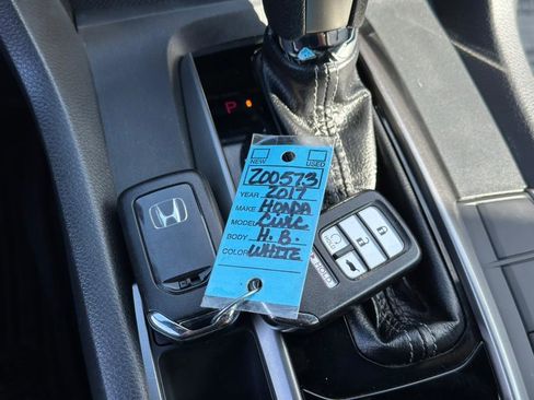 Used 2017 Honda Civic EX image 43