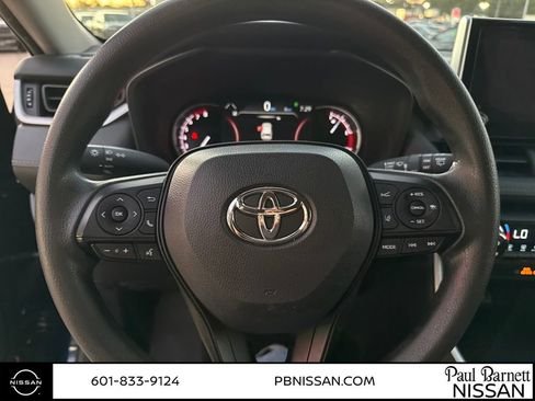Used 2024 Toyota RAV4 XLE image 16