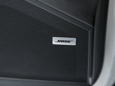 Certified 2022 Porsche Cayenne AWD/4WD image 32