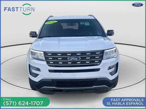 Used 2016 Ford Explorer XLT w/ Equipment Group 201A AWD/4WD image 2