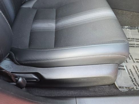 Used 2025 Honda Civic Sport image 13