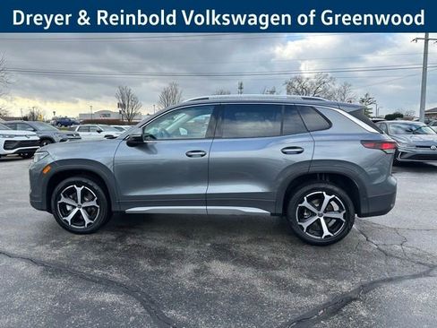 New 2026 Volkswagen Tiguan SE image 4