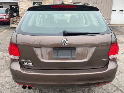 Used 2011 Volkswagen Jetta TDI image 4