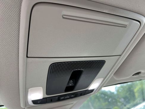 Used 2025 Honda CR-V EX-L image 28