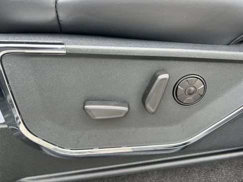 New 2026 Ford F250 Platinum AWD/4WD image 14