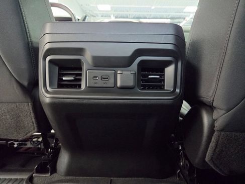 Used 2022 Chevrolet Silverado 1500 LT Trail Boss w/ Bed Protection Package AWD/4WD image 25