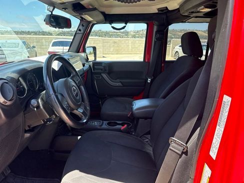 Used 2016 Jeep Wrangler Unlimited Sport AWD/4WD image 9