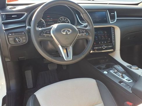 Used 2025 INFINITI QX55 Luxe w/ Cargo Package AWD/4WD image 17