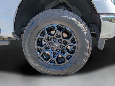 Used 2022 Ford F150 XLT w/ Equipment Group 302A High AWD/4WD image 29