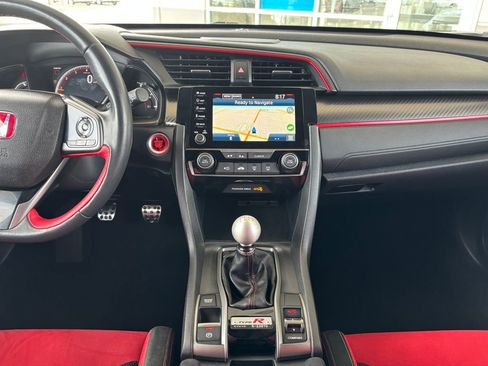 Used 2019 Honda Civic Type R image 13
