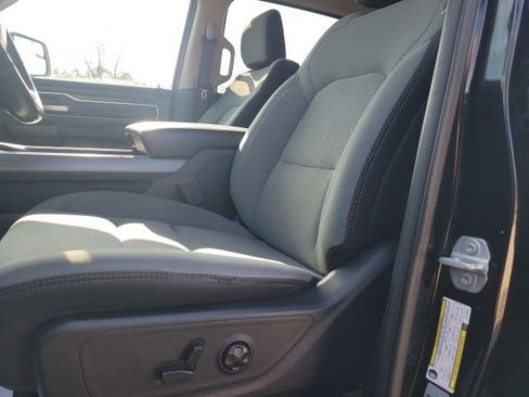 Used 2020 RAM 1500 Big Horn AWD/4WD image 24