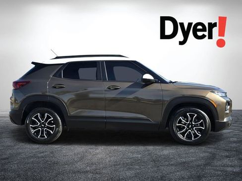 Certified 2022 Chevrolet TrailBlazer ACTIV w/ Technology Package FWD image 2