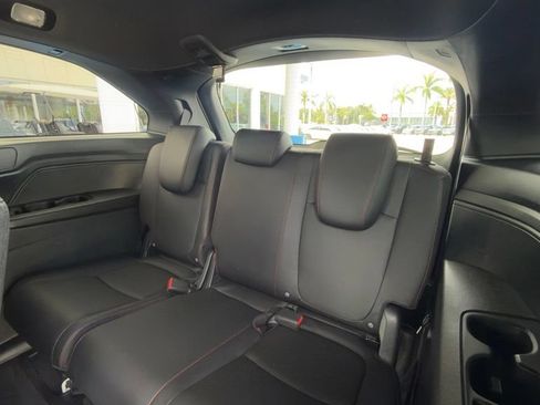 Used 2023 Honda Odyssey Sport image 10