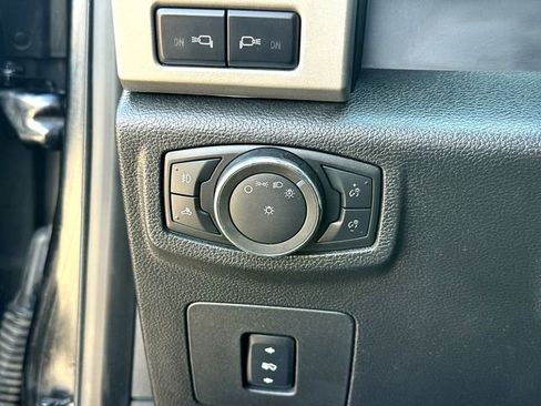 Used 2015 Ford F150 Lariat w/ Equipment Group 502A Luxury image 14