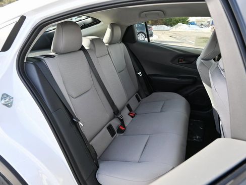 New 2026 Toyota Prius LE image 14