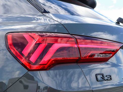 New 2025 Audi Q3 2.0T Premium Plus image 11