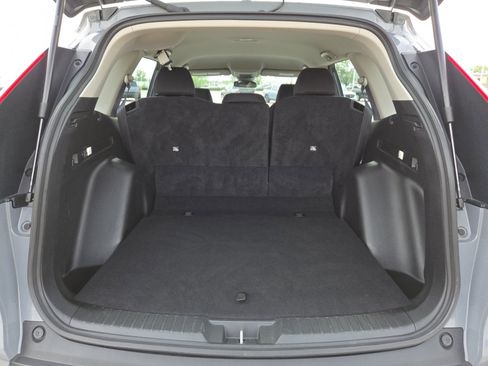 Used 2024 Honda CR-V LX image 17