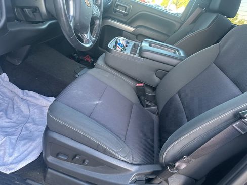 Used 2015 Chevrolet Silverado 1500 LT w/ LT Convenience Package AWD/4WD image 16