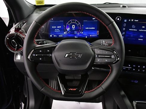 New 2026 Chevrolet Equinox RS w/ LPO, Floor Liner Package image 18