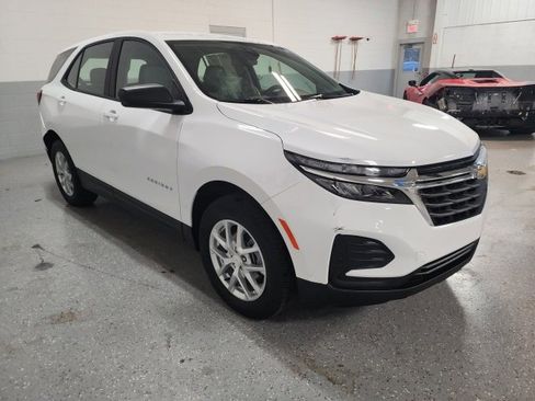 Certified 2023 Chevrolet Equinox LS image 6