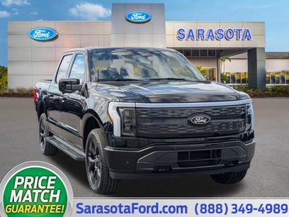 New 2025 Ford F150 Lightning Platinum w/ Dark Elements Package