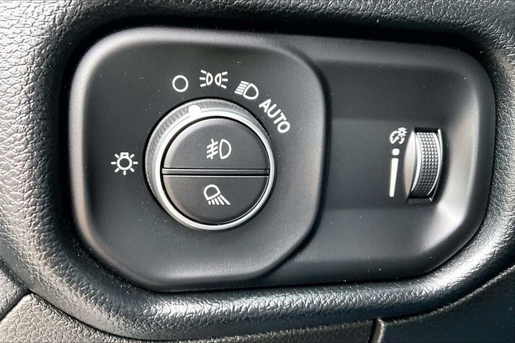 Used 2021 RAM 1500 Rebel w/ Rebel Level 1 Equipment Group AWD/4WD image 31