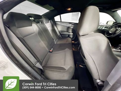 Used 2020 Dodge Charger SXT RWD image 16