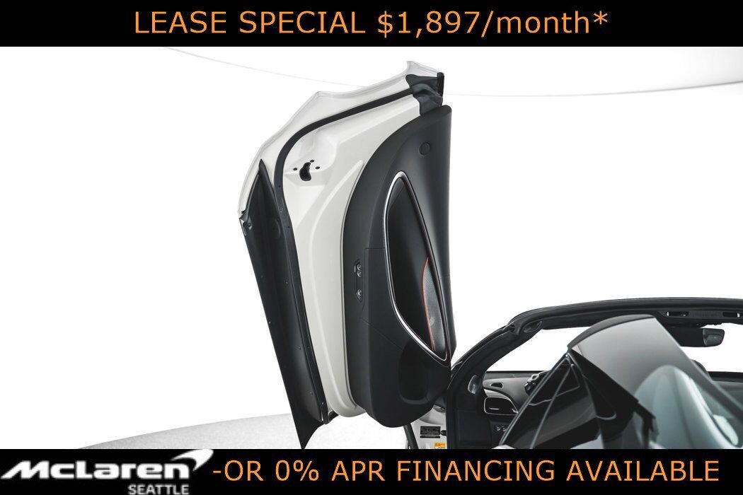 Used 2025 McLaren Artura Spider RWD image 7