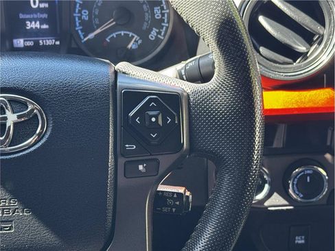 Used 2016 Toyota Tacoma TRD Off-Road w/ Towing Package AWD/4WD image 20