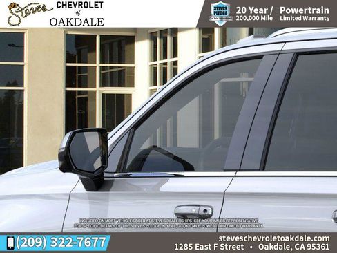 New 2025 Chevrolet Suburban Premier image 12