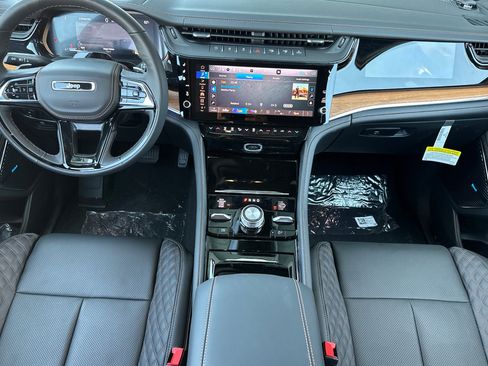 New 2026 Jeep Grand Cherokee L Summit AWD/4WD image 12