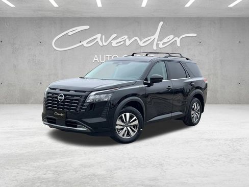 New 2026 Nissan Pathfinder SL FWD image 1