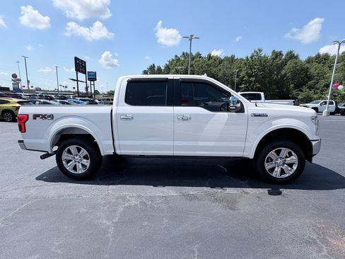 Used 2018 Ford F150 Lariat w/ Equipment Group 502A Luxury AWD/4WD image 4