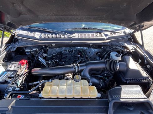 Used 2018 Ford F150 XLT w/ Equipment Group 302A Luxury AWD/4WD image 27
