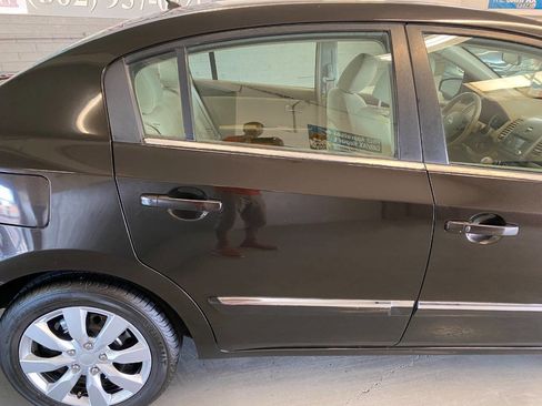 Used 2011 Nissan Sentra 2.0 S w/ Convenience Pkg FWD image 16