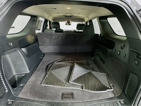 Used 2020 Dodge Durango SXT image 23